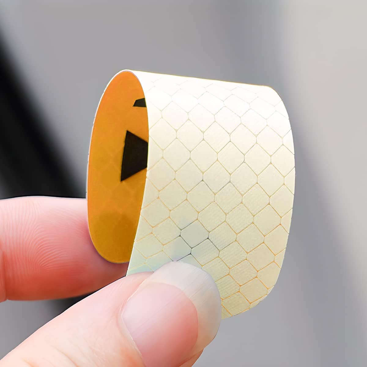 4PCS Reflective Open Warning Stickers for Car Door, Night Visibility Auto Safety Prompt Decals, 3.6 Inch Anti-Collision Protective Strip Tape, Car Accessories Universal for Truck, SUV, Van - 图片 2